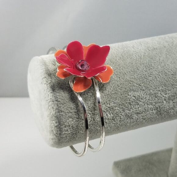 Vintage Enamel Rhinestone Flower Clamper Bracelet - Picture 4 of 10